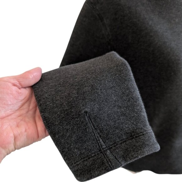 Lululemon City Bound Turtleneck Heathered Black Rel: 10/2016 Women's size 10 - Picture 9 of 12